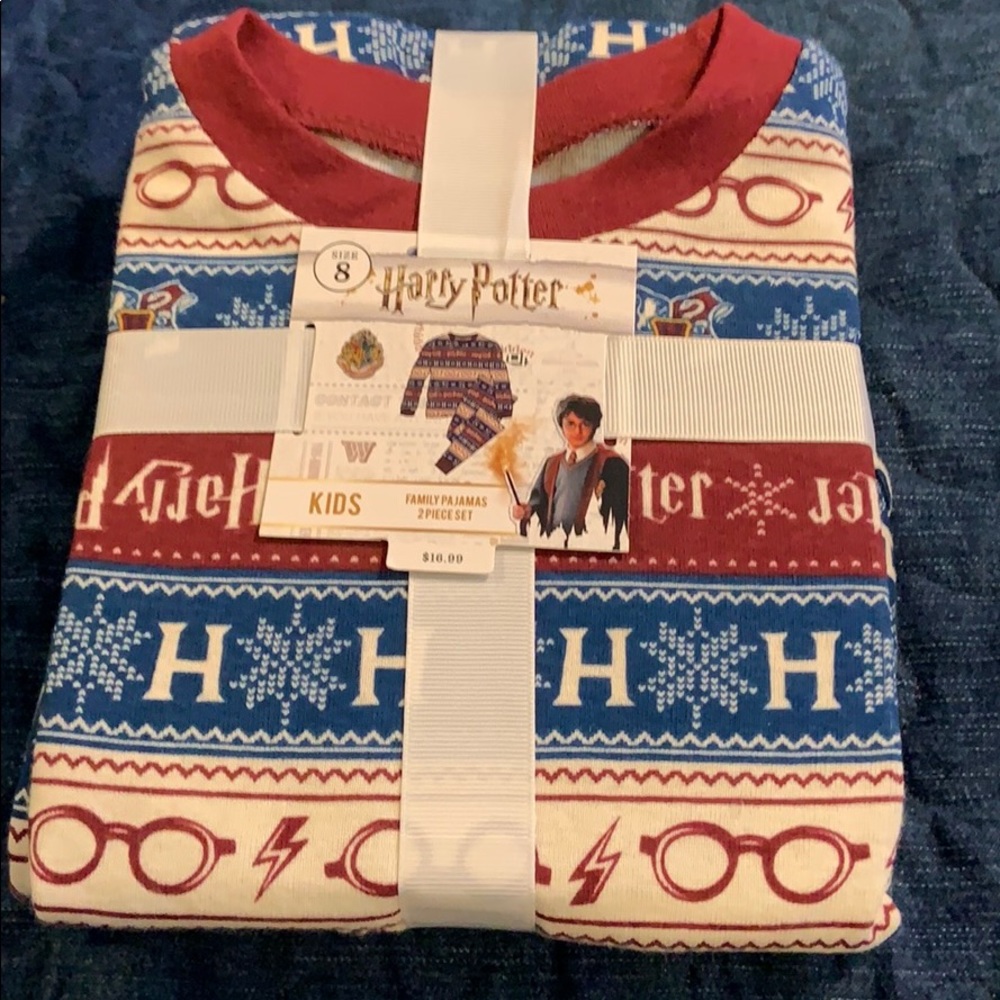 Children’s size 8 Harry Potter pjs